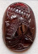 Персидский «цaрь царей» из дома Сасанидов (возможно - Шапyр II).