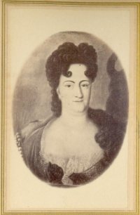 Графиня Дивиер А.Д. (Девиер, De Vier) - младшая сестра князя Меньшикова А.Д. Исторический альбом портретов известных лиц XVI-XVIII в.в. Фоторепродукция. Россия, С.- Петербург. 1870 г. Фотобумага матовая, картон, ледерин, печать типографская, фотопечать, тиснение. 26,5х34 альбом, 9х5 фото  ОГБУК "Смоленский государственный музей-заповедник"