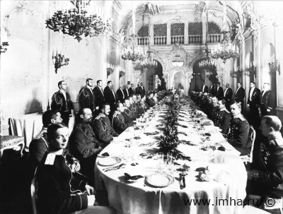 Банкет офицеров лейб-гвардии Драгунского полка во дворце великой княгини Марии Павловны. 1912.