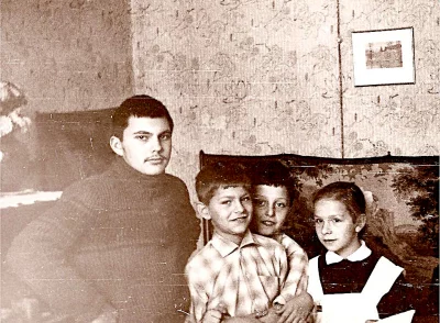 Десятилетие Петра Ф. Космолинского 1 октября 1955 года, слева направо: Петр Космолинский, Вольфганг Акунов, Андрей Баталов, Ольга Хазова