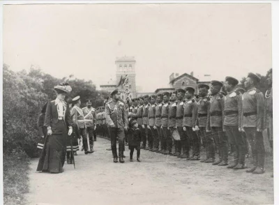 Смотр Лейб-Гвардии Уланского Ее Императорского Величества Императрицы Александры Феодоровны полка. Петергоф, 1908-1909 гг.