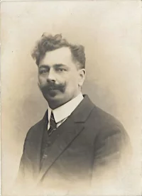 Капитан Боровецкий в эмиграции с женой (?)