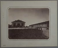 Царское Село. Манеж лейб-гвардии Кирасирского полка. №7. конец XIX в. 28х37 см; паспарту: 41,3х51,3 см.