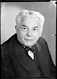 АДАМ, КАРЛ (Karl Adam, 22 октября 1876, Пурсрукк в Верхнем Пфальце – 1 апреля 1966, Тюбинген, Германия).