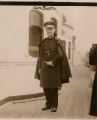 Брэмвелл Бут