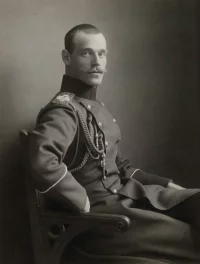 Портрет великого князя Михаила Александровича. Санкт-Петербургская губерния, Царскосельский уезд, г. Гатчина, 1904 год.  Фотоателье «Боассона и Эгглер» (Фредерик Генрихович Боассон и Фриц Осипович Эгглер) / «Boissonas & Eggler»