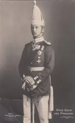 Оскар I принц Прусский (Оскар Карл Густав Адольф (Oskar von Preußen; 1888-1958) — принц Прусский, пятый сын германского императора Вильгельма II и императрицы Августы Виктории. Генерал-майор германской армии и 35-й херренмейстер ордена иоаннитов.)