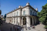 Дворец генерал-капитанов (Palacio de los Capitanes Generales)